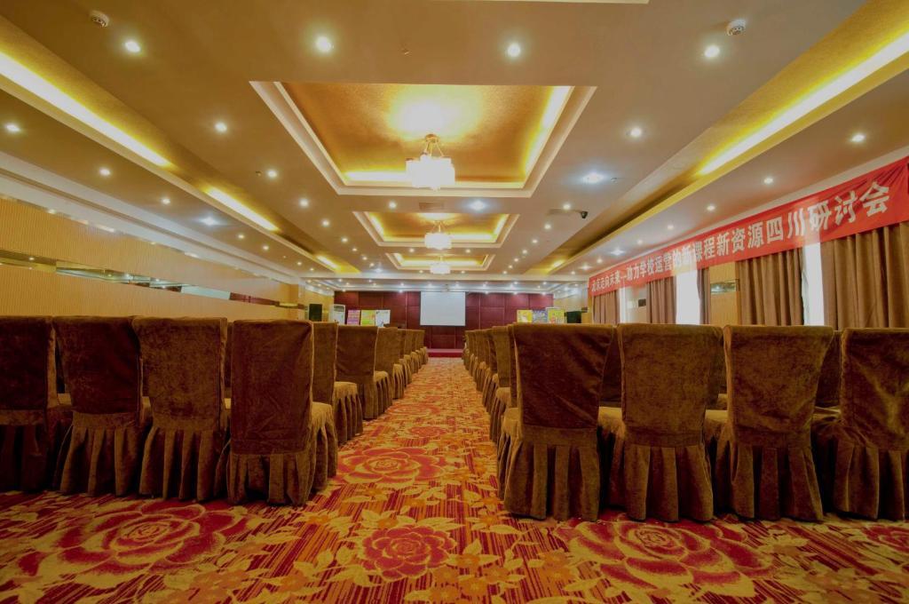 Tianhe Hotel Chengdú Exterior foto